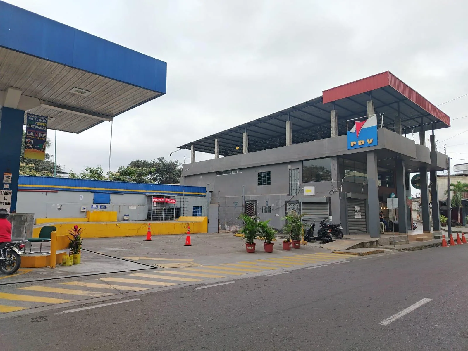 Gasolinera con Edificio Rentero en Venta, Milagro, CesA