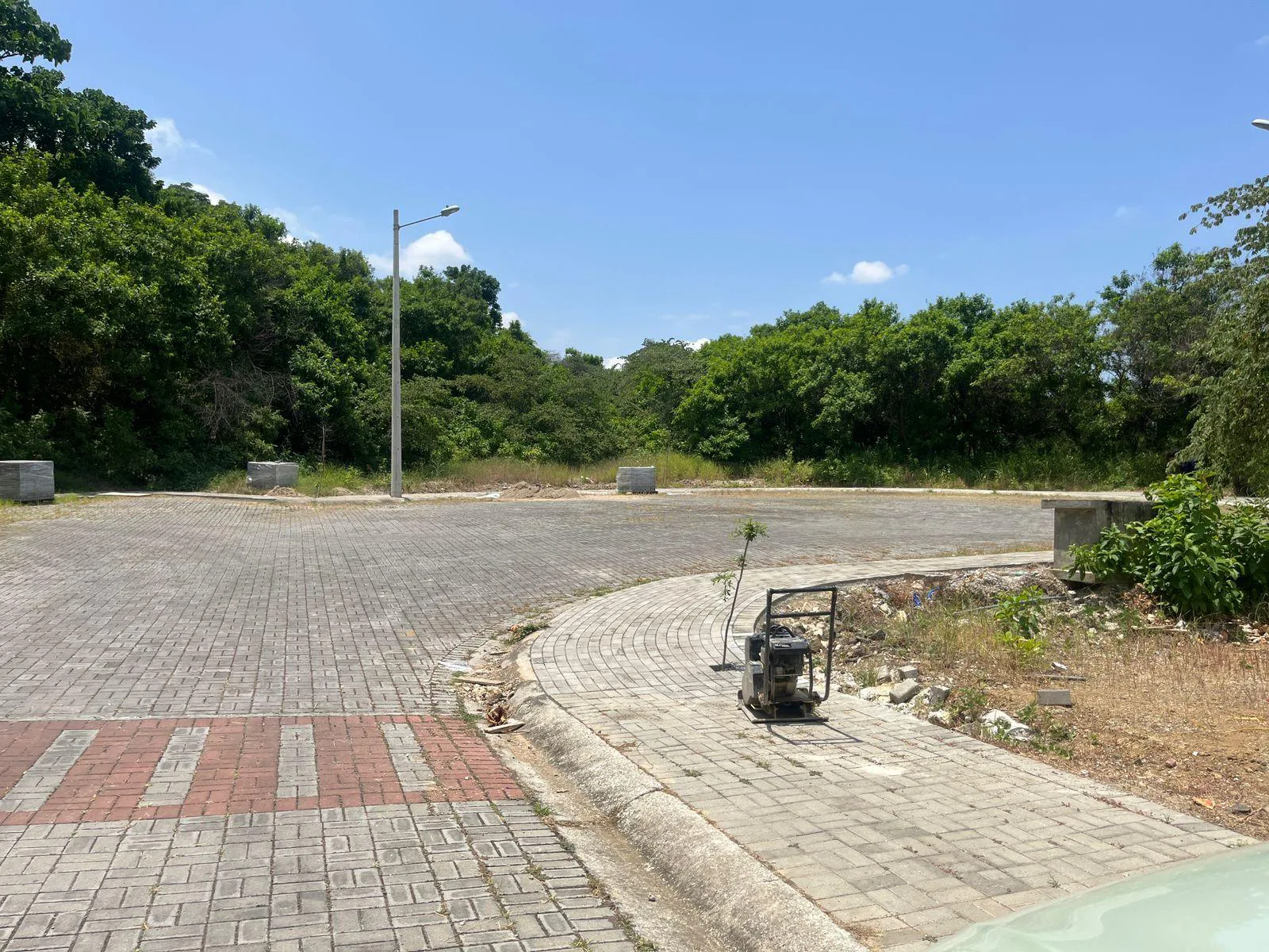 Terreno en Venta – Urb. Porto Alegre, via a la Costa ChrS