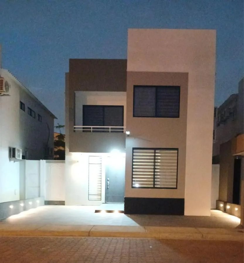 Casa Amoblada en Venta Urbanización La Joya etapa Aguamarina TatO