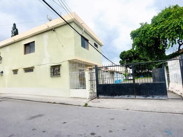 Casa Rentera en venta Alborada 5ta etapa Norte de Guayaquil GraC