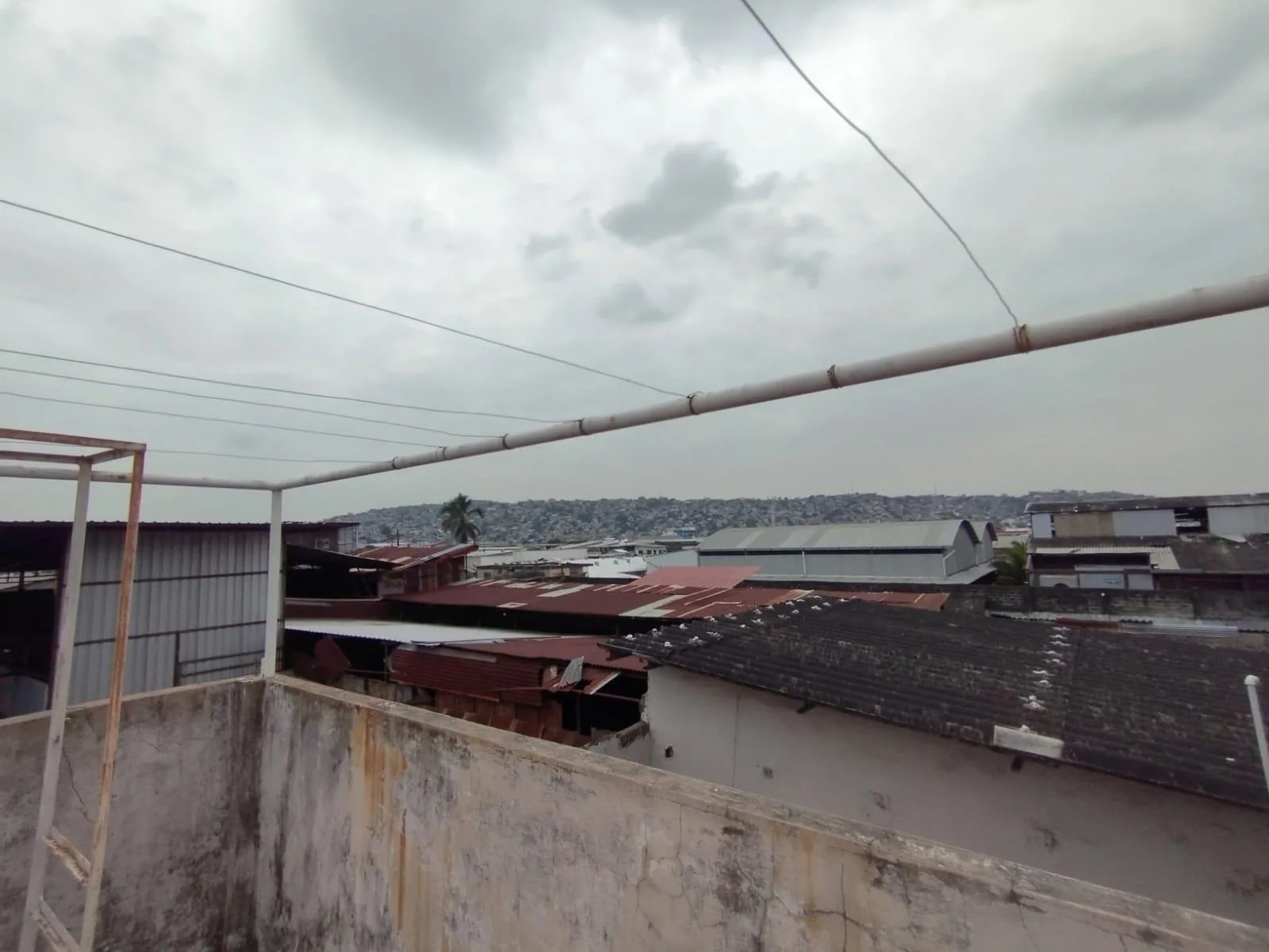 Propiedad Comercial Bodega Suites | Ideal para Empresa o Proyecto Rentero VicY