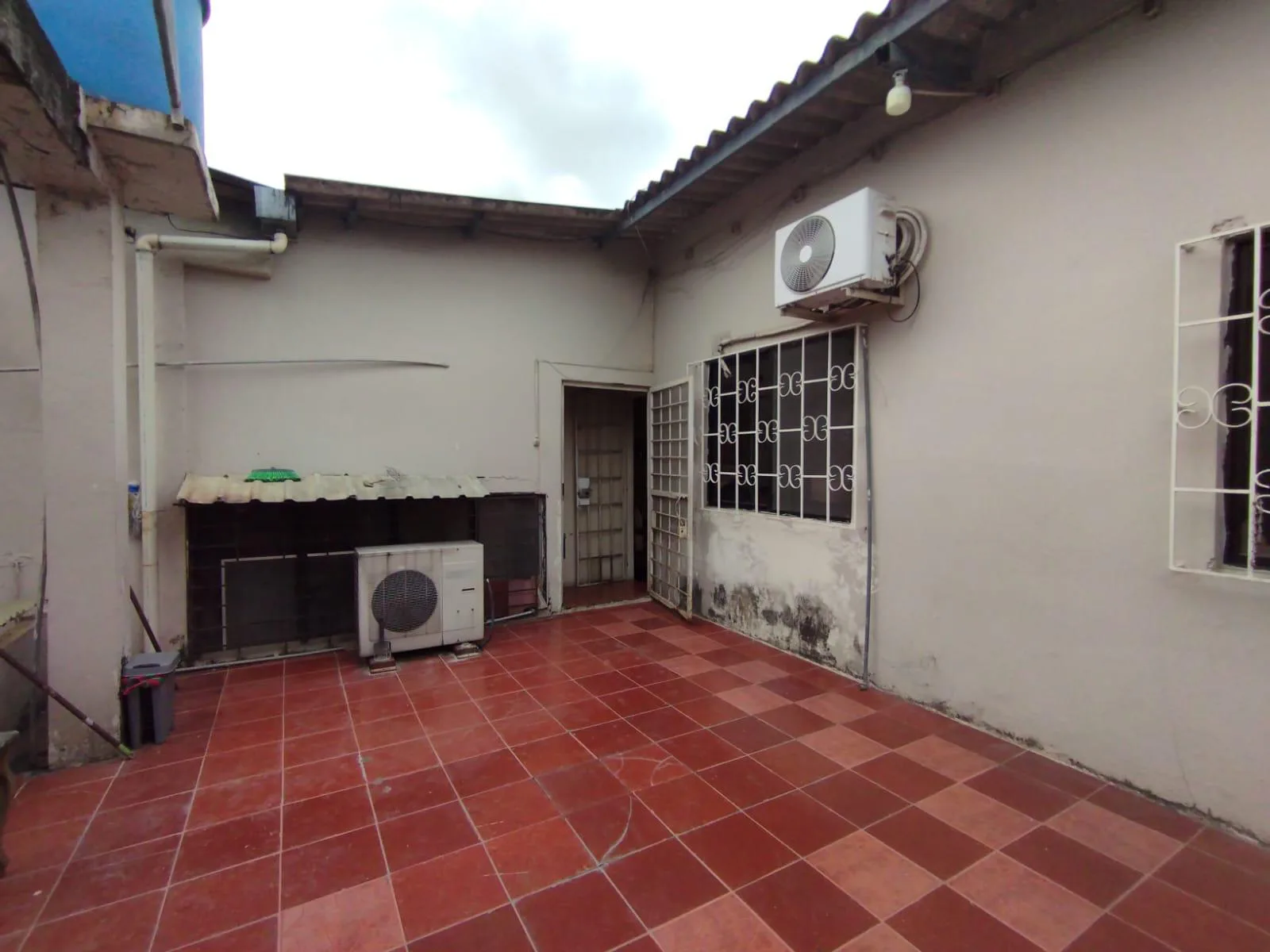 Propiedad Comercial Bodega Suites | Ideal para Empresa o Proyecto Rentero VicY