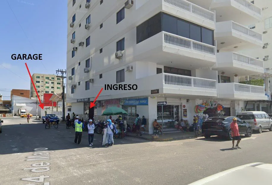 Departamento en venta, malecón Salinas, edificio frente a la playa, piso 7 RauH