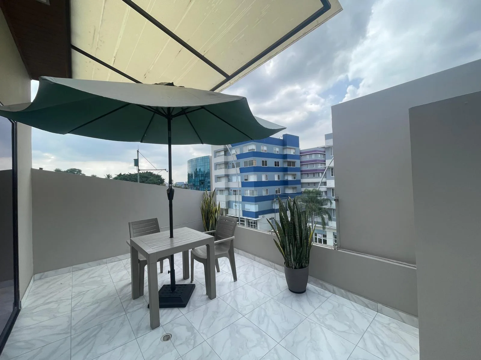 Suite de Estreno Amoblada en Venta en Kennedy Norte AleMo