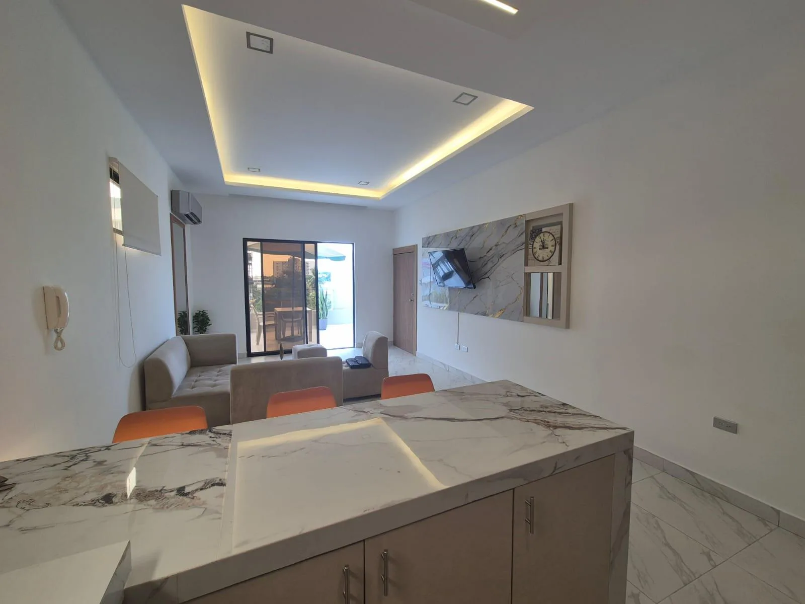 Suite de Estreno Amoblada en Venta en Kennedy Norte AleMo