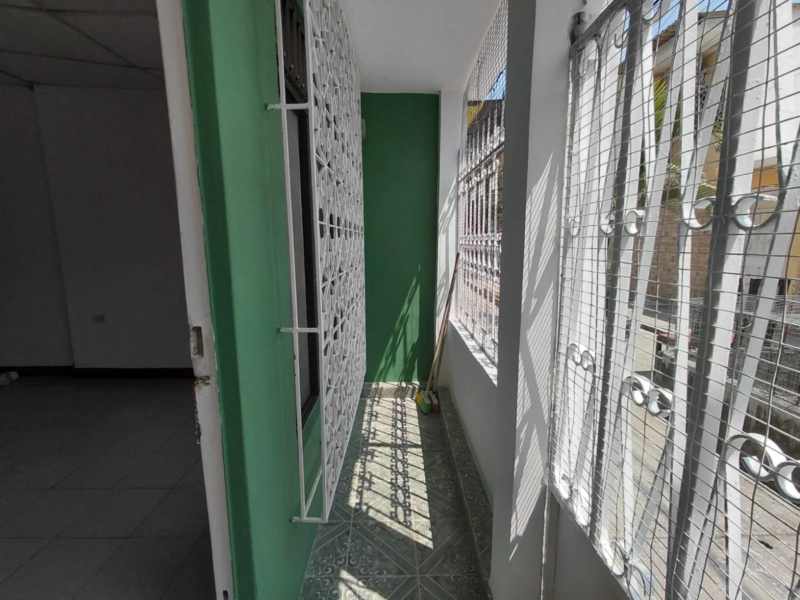 Casa en Venta – Martha de Roldós XimO