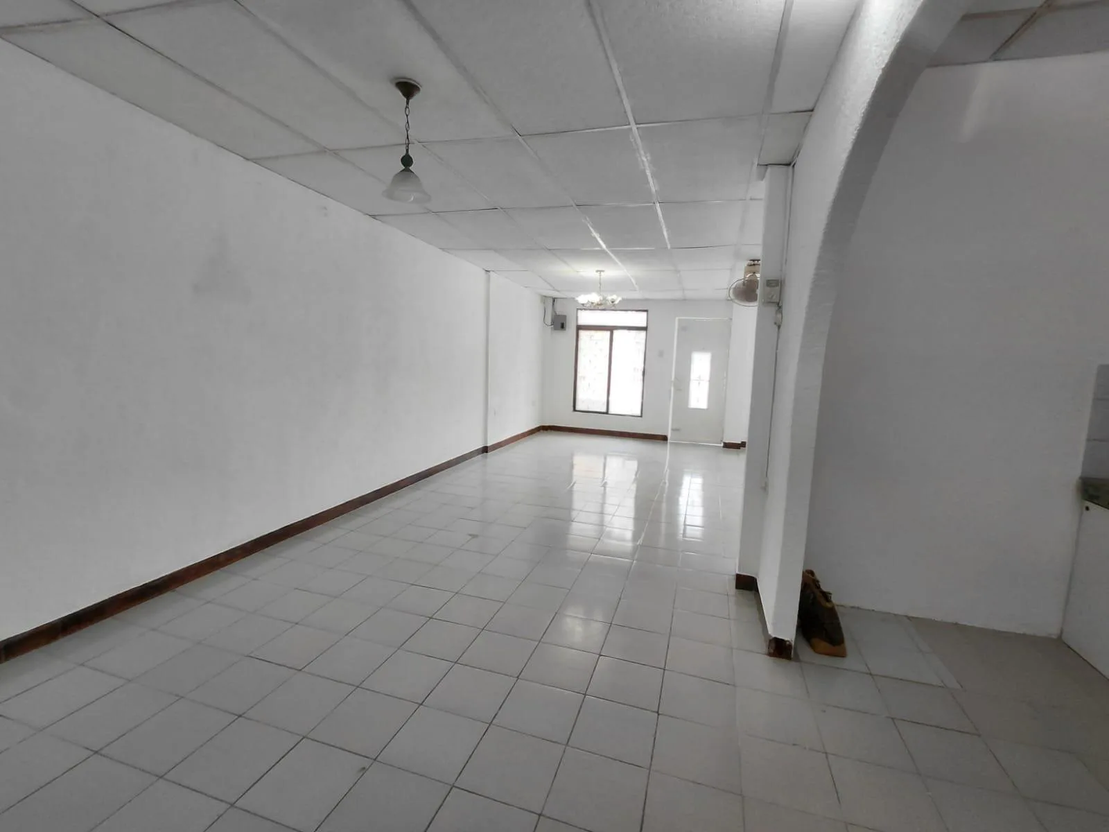 Casa en Venta – Martha de Roldós XimO