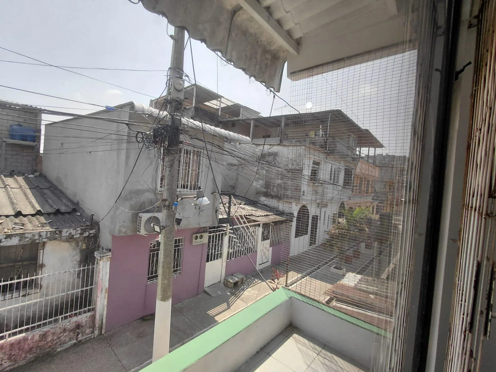 Casa en Venta – Martha de Roldós XimO