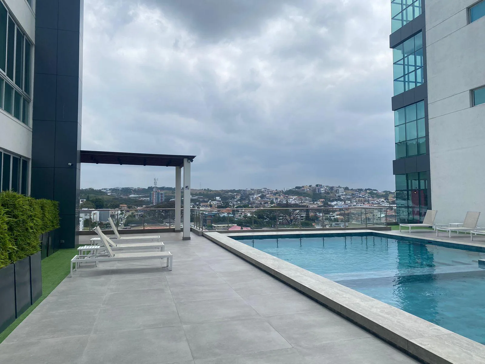 Departamento Semi amoblado Los Ceibos Olivos Park IngP