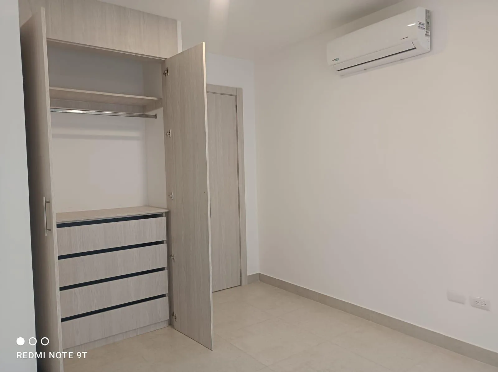 Departamento Semi amoblado Los Ceibos Olivos Park IngP
