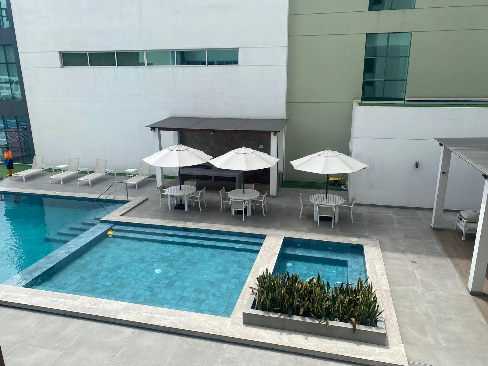 Departamento Semi amoblado Los Ceibos Olivos Park IngP
