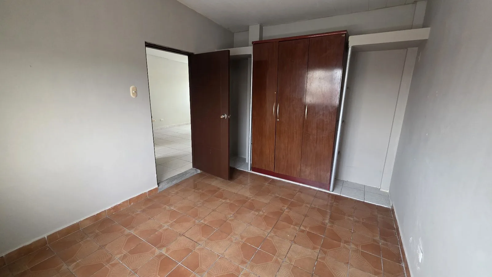 Urdenor, norte de Guayaquil, GenF
