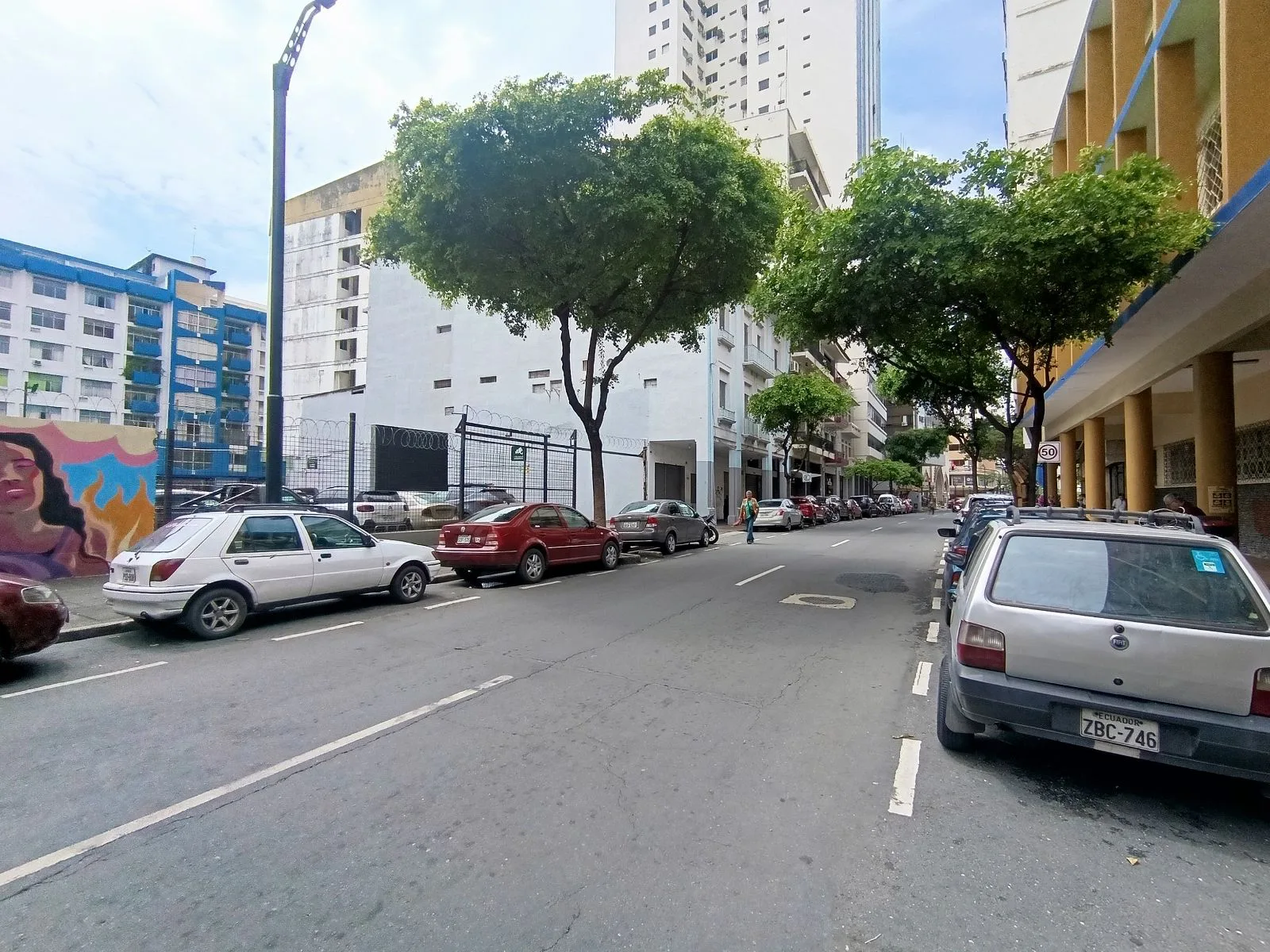 Departamento en venta en Víctor Manuel rendón y Baquerizo Moreno GabR
