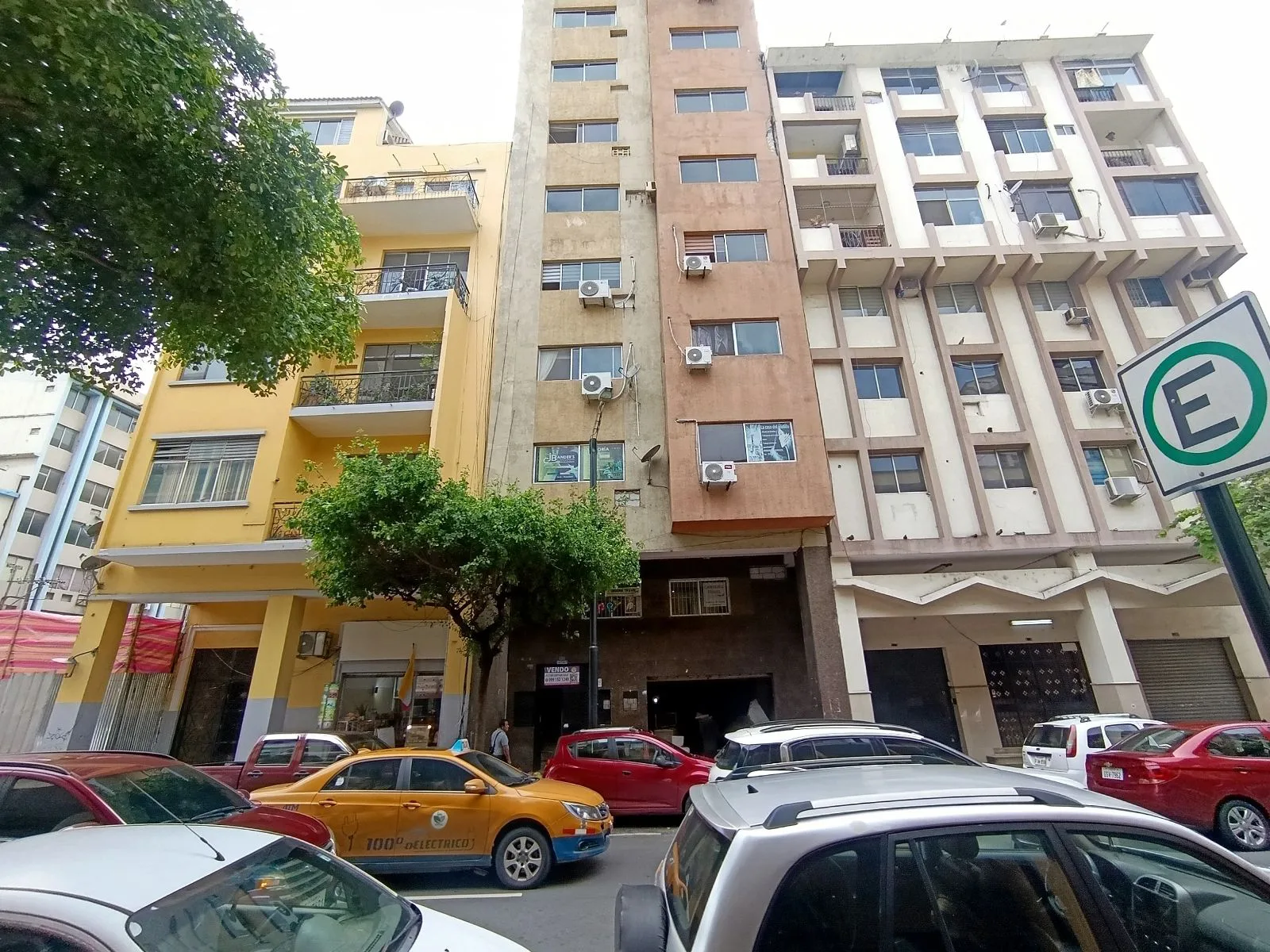 Departamento en venta en Víctor Manuel rendón y Baquerizo Moreno GabR
