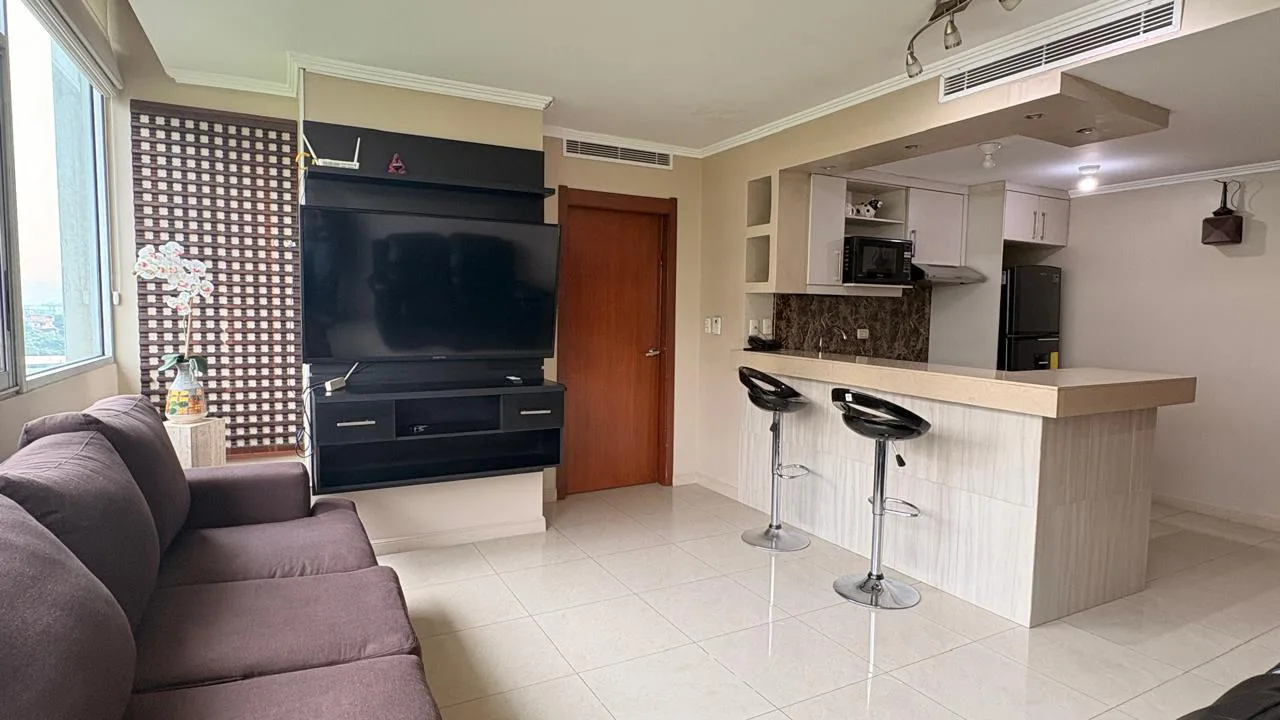 Suite en Venta, Riverfront I, Puerto Santa Ana, MaxB