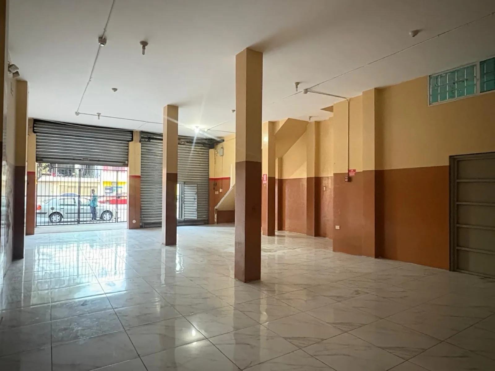 Local comercial en Alquiler, Ciudadela Guayacanes, IngG