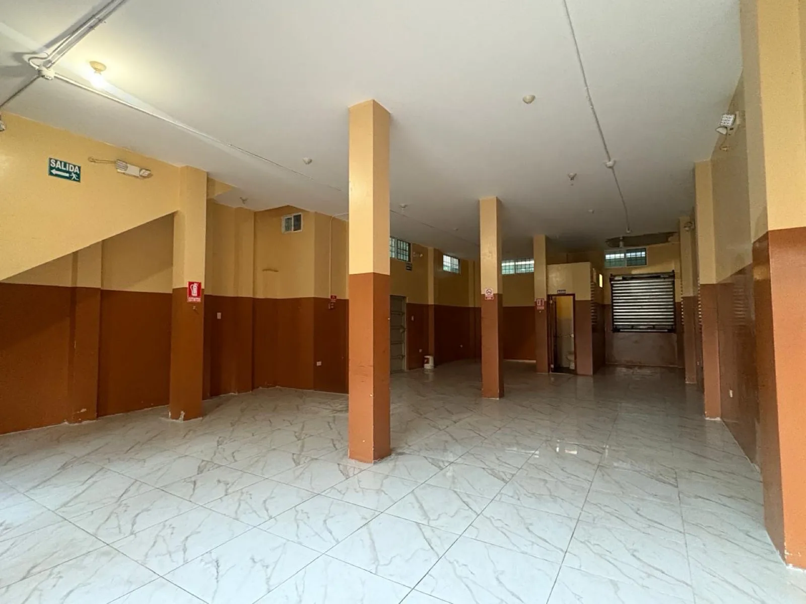 Local comercial en Alquiler, Ciudadela Guayacanes, IngG