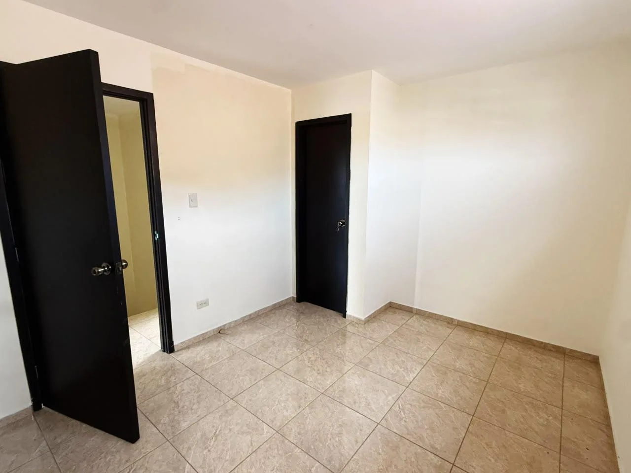 Casa en alquiler en la Urbanización Durán city BarG