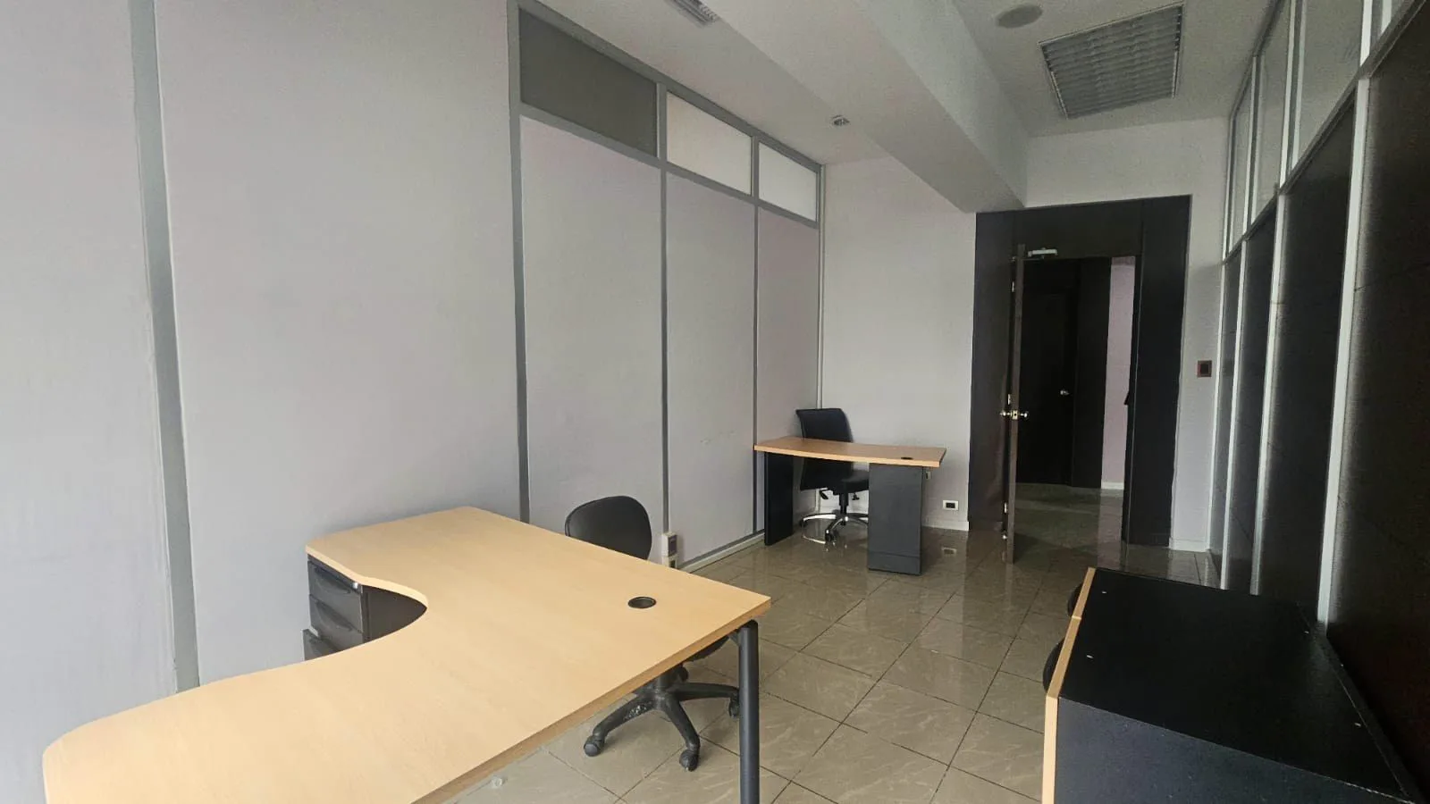 Alquiler de oficinas en el edificio World Trade Center, IngS.