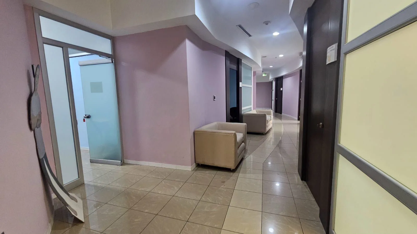 Alquiler de oficinas en el edificio World Trade Center, IngS.