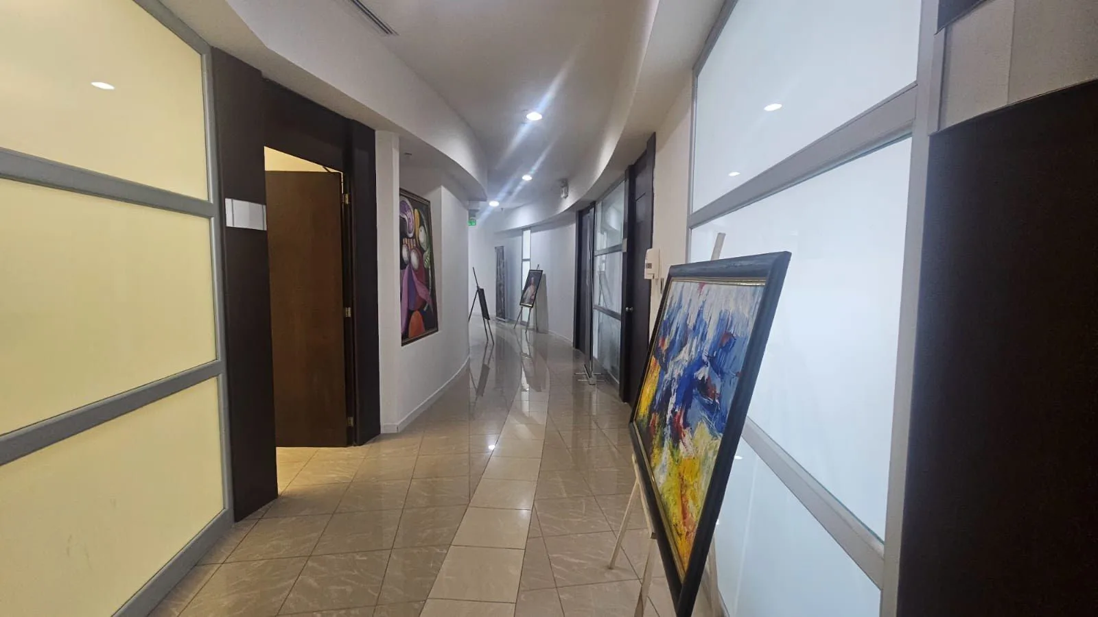 Alquiler de oficinas en el edificio World Trade Center, IngS.