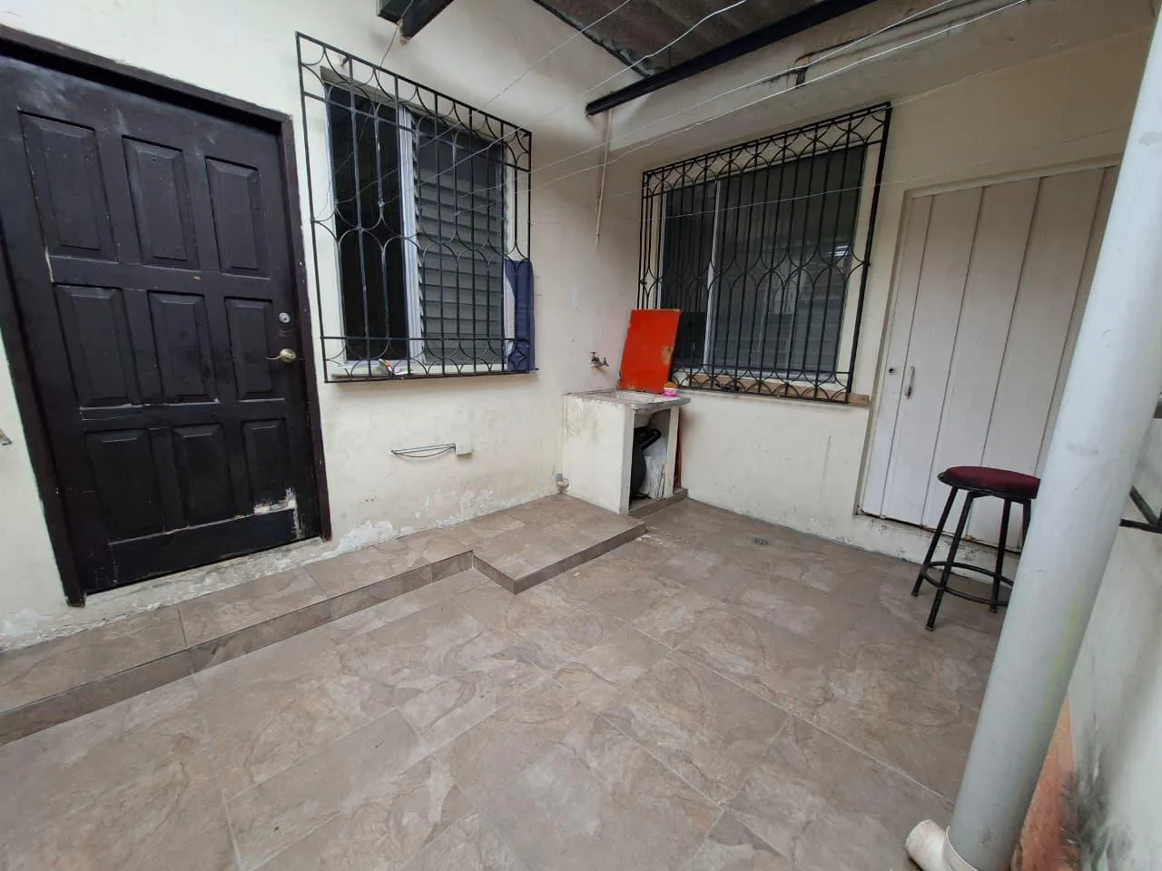 Casa de venta en Cdla Esteros, Sur Guayaquil, CyP