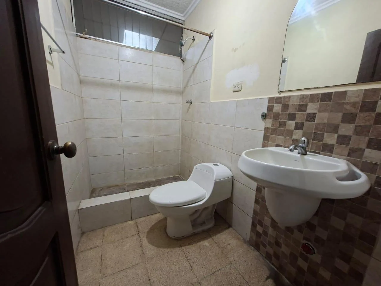 Casa de venta en Cdla Esteros, Sur Guayaquil, CyP