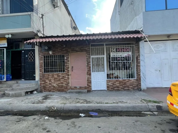 Casa rentera en Venta Ciudadela Orquideas Norte de Guayaquil AleMo