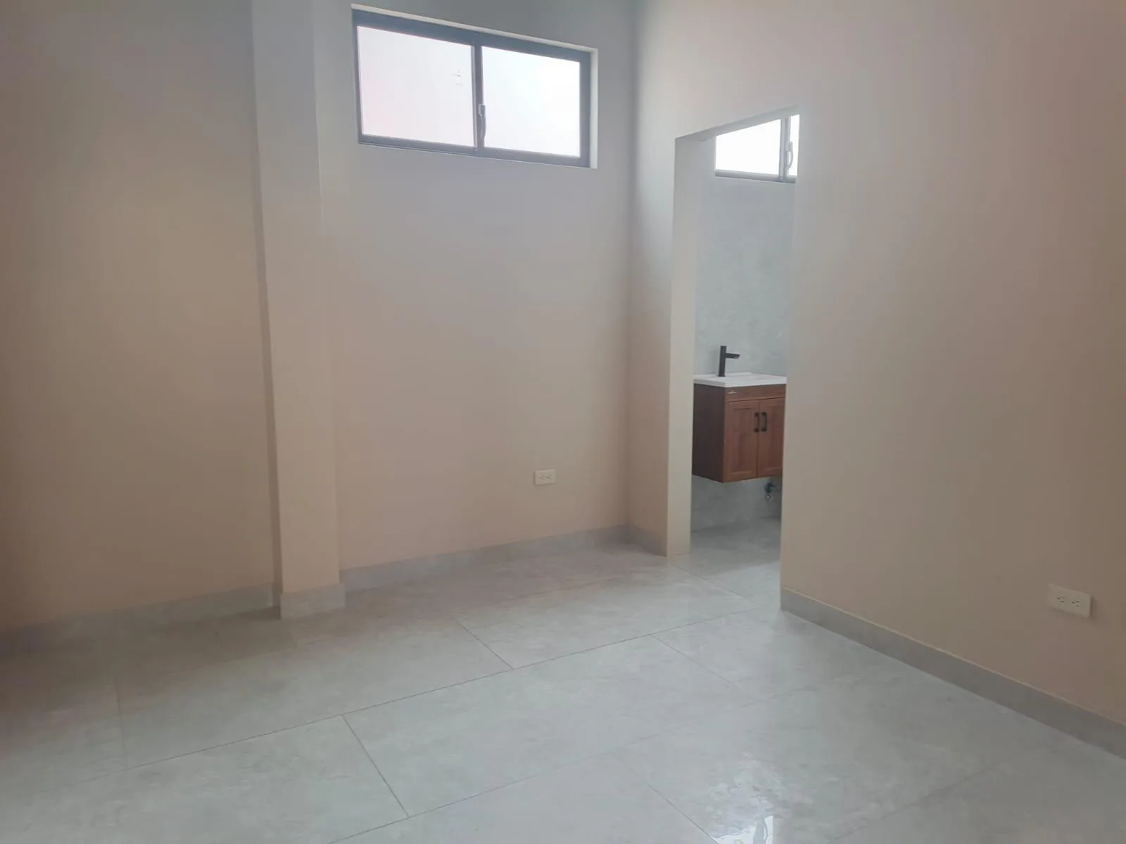 Departamento en Alquiler, Cdla. Simón Bolívar, 3er piso, EliC