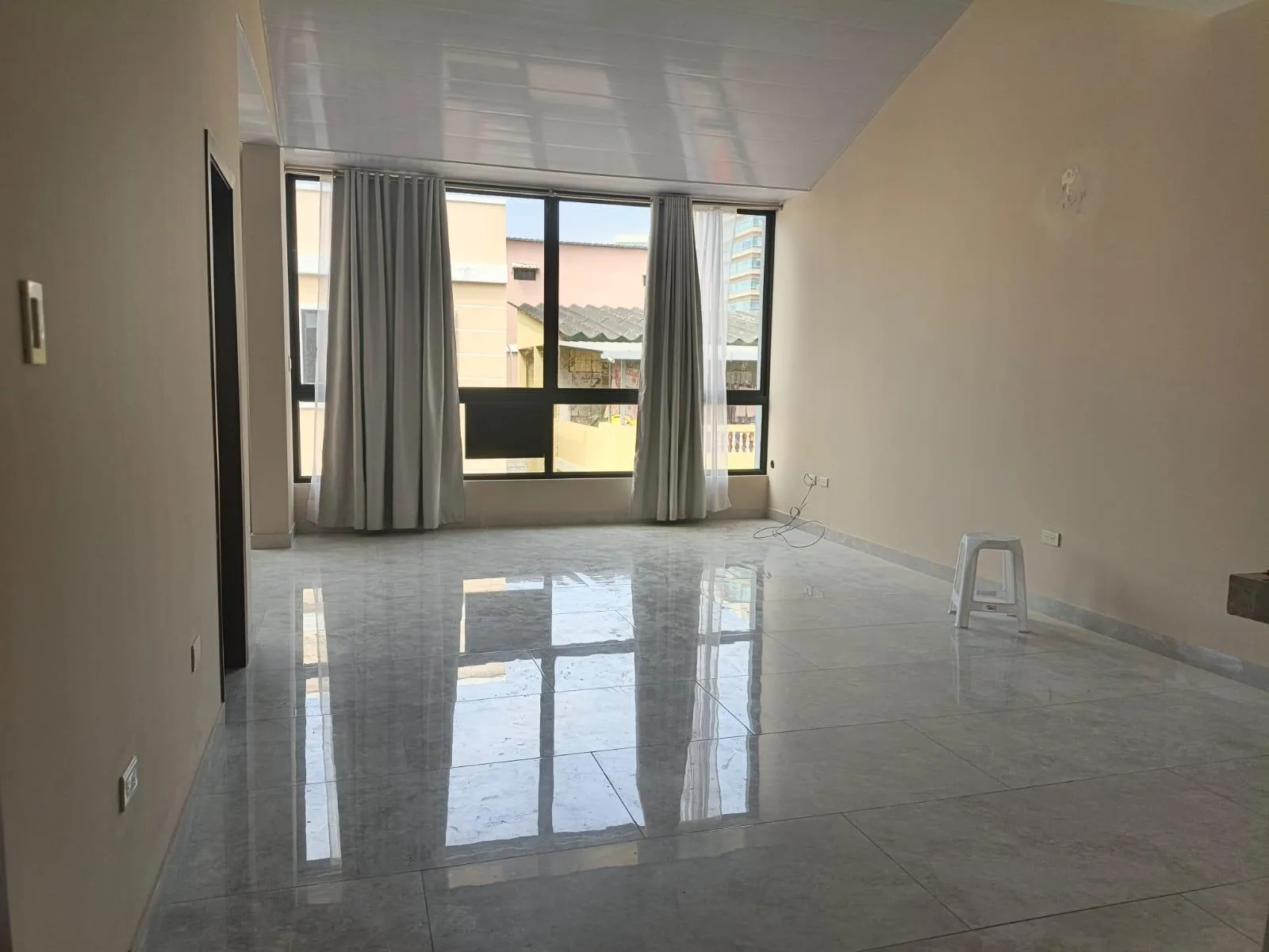 Departamento en Alquiler, Cdla. Simón Bolívar, 3er piso, EliC