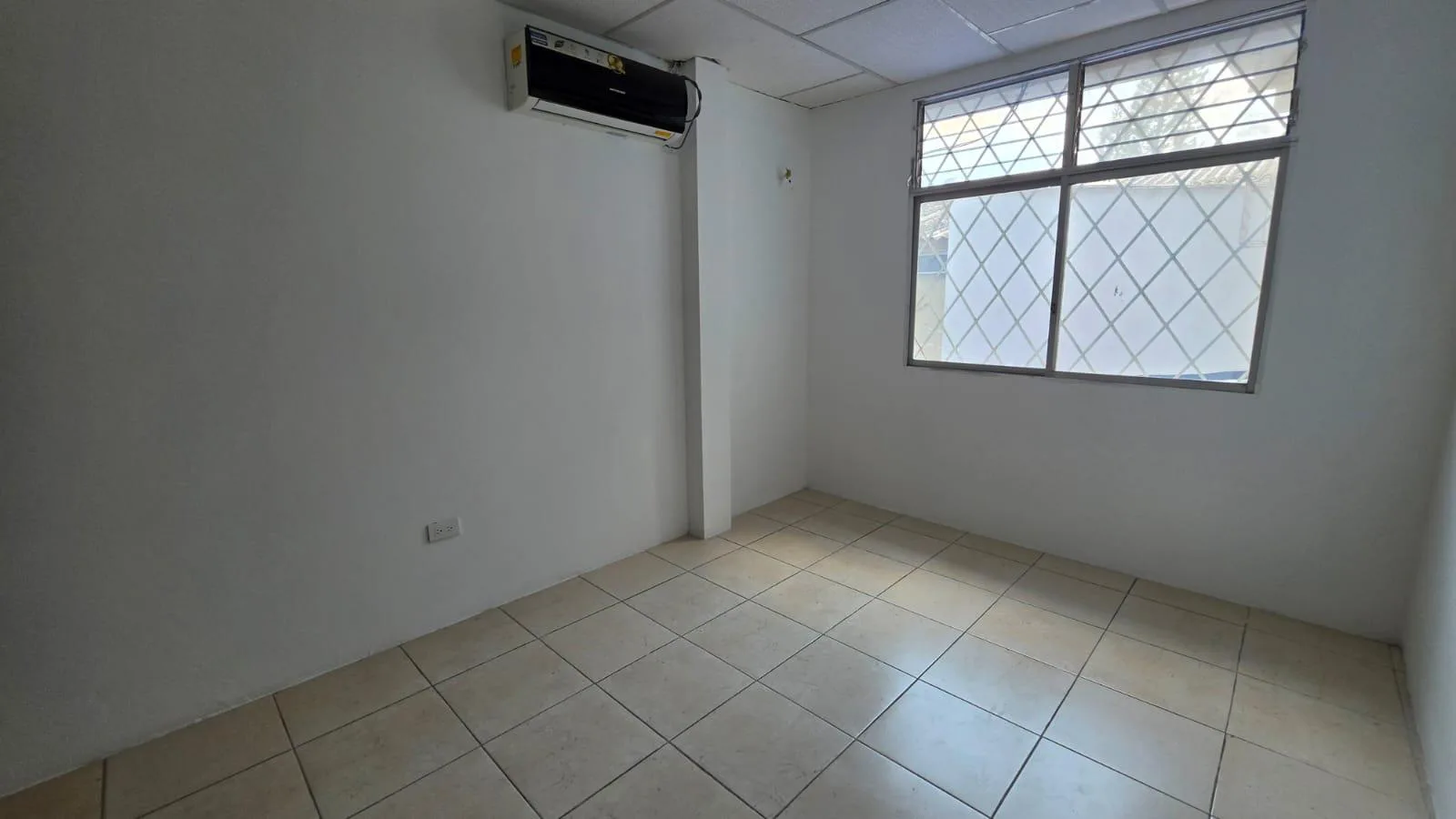 Se alquila Casa Comercial en Urdenor 1, Norte de Guayaquil, AnaA