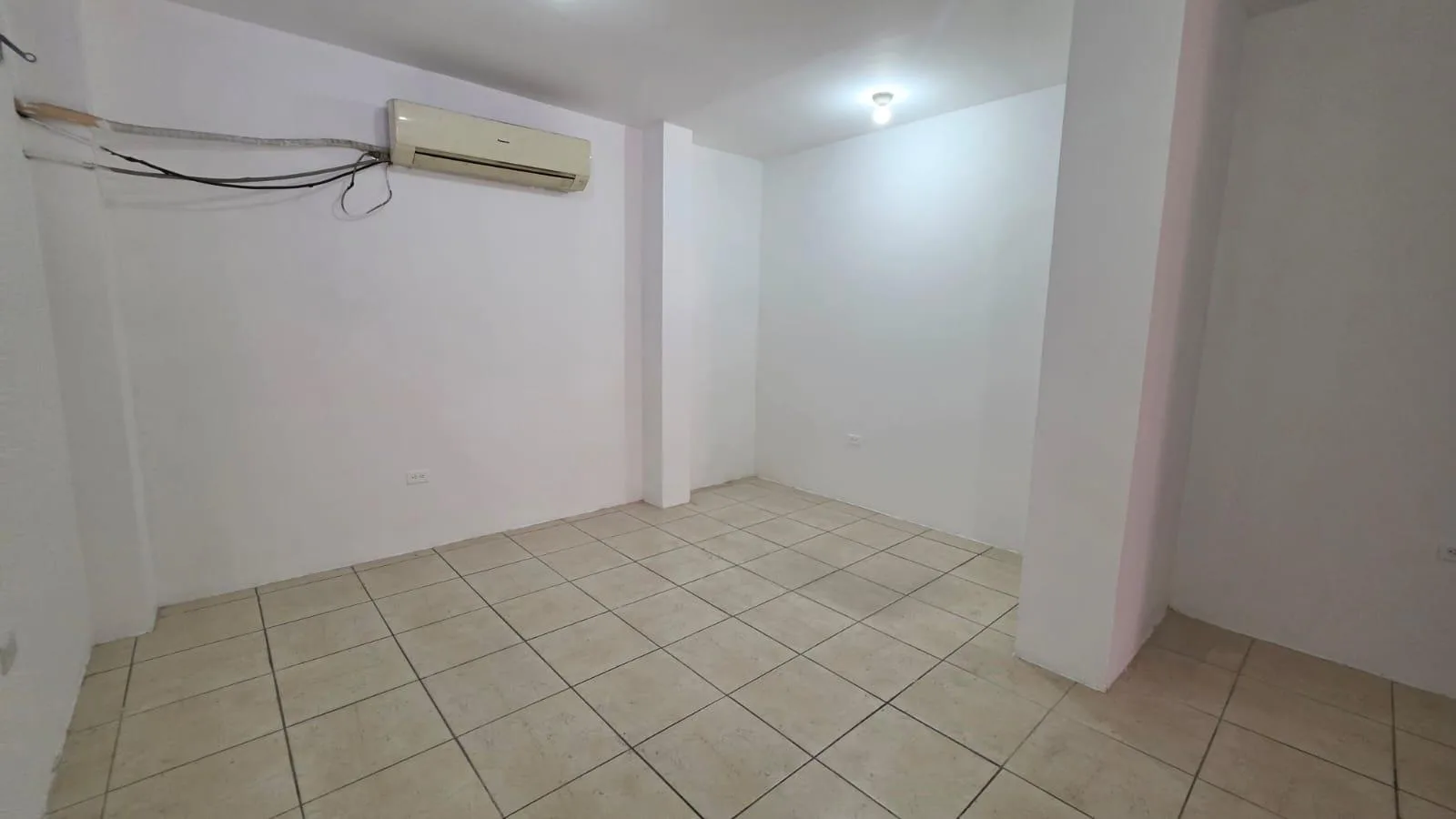 Se alquila Casa Comercial en Urdenor 1, Norte de Guayaquil, AnaA