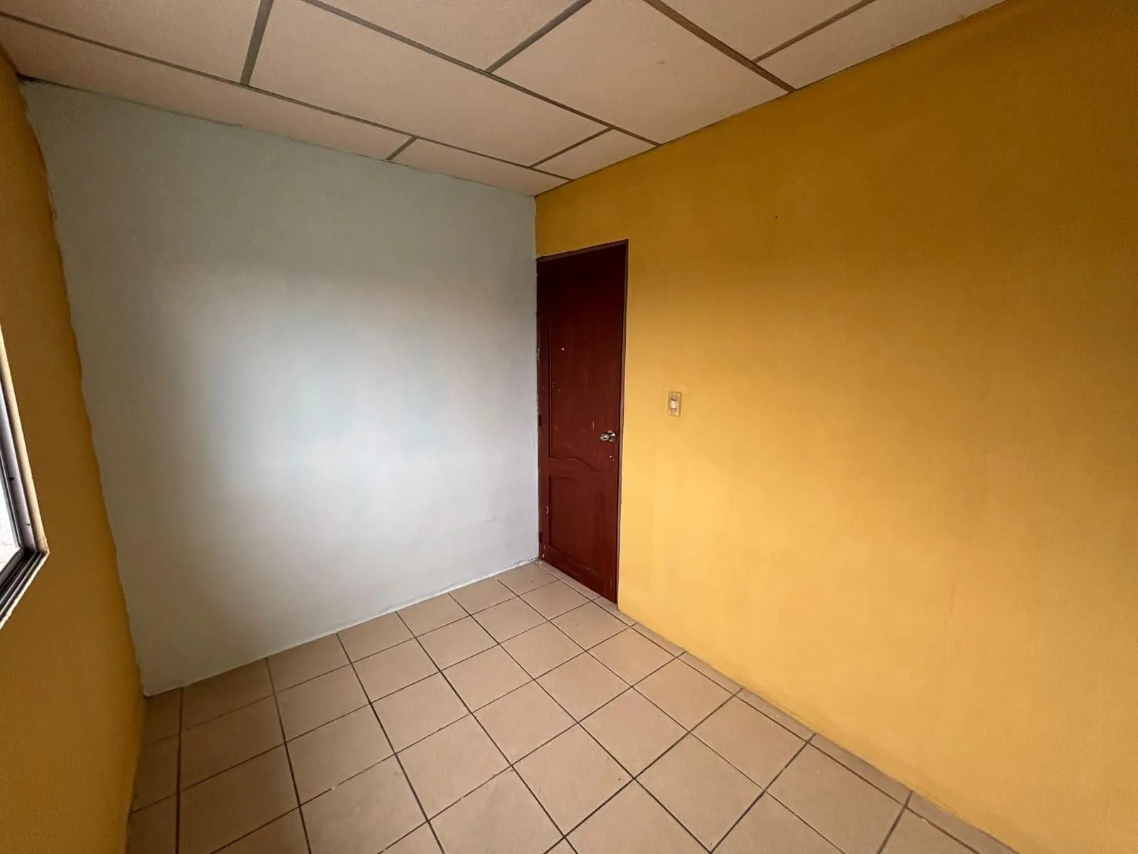 CASA EN VENTA 2 PISOS, VILLA ESPAÑA 1, ETAPA BARCELONA AyS