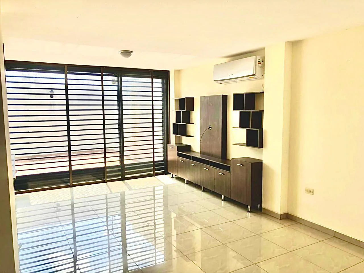 Venta de Casa en Vía a Salitre, urbanización Mallorca GabR