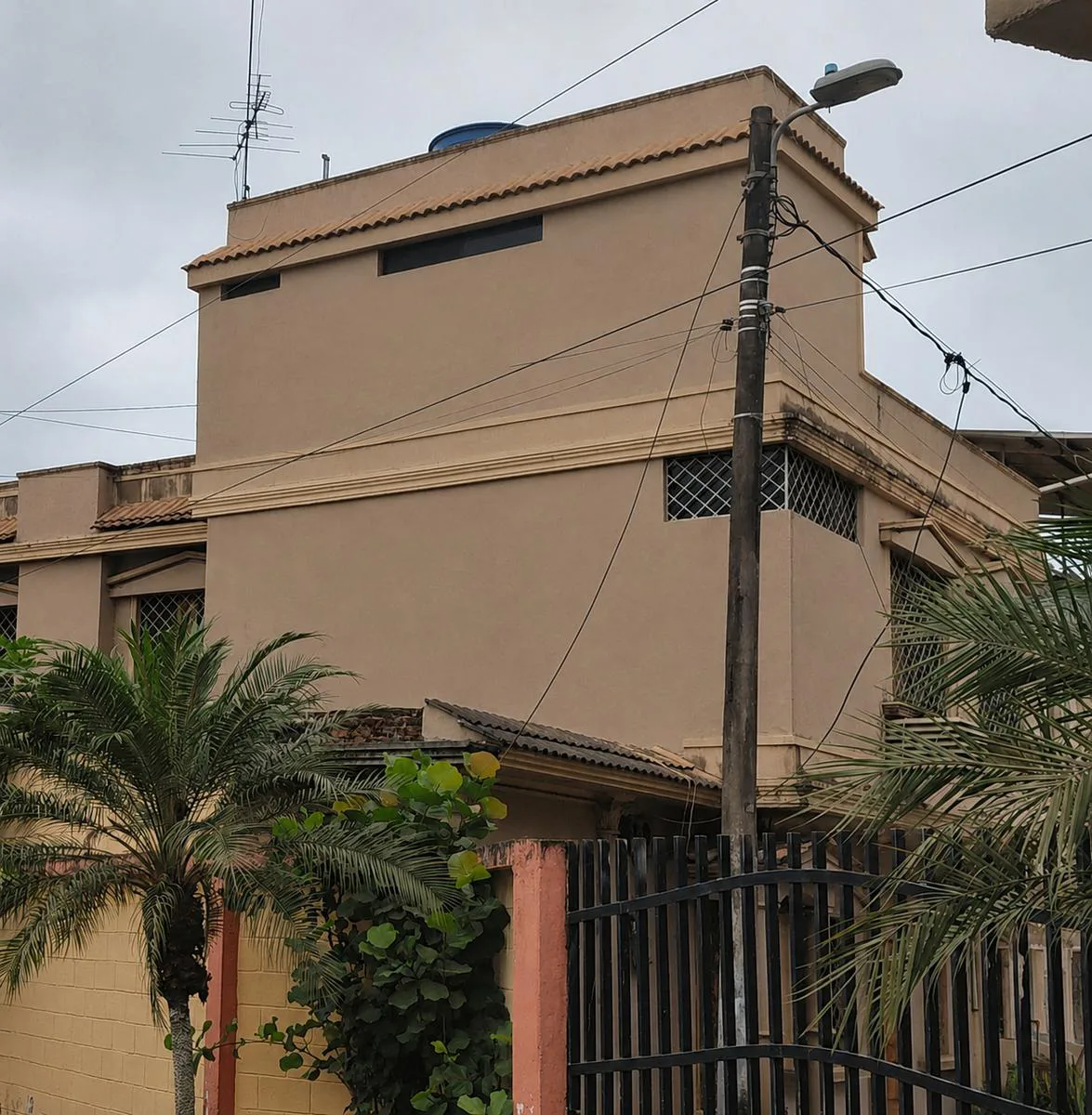 Casa en venta Cdla. Centrólopis Milagro XimO