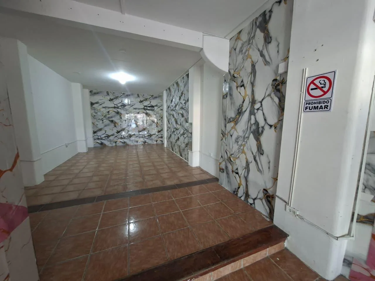 Local Comercial de alquiler, Alborada 14ava Etapa, Norte Guayaquil, CyP