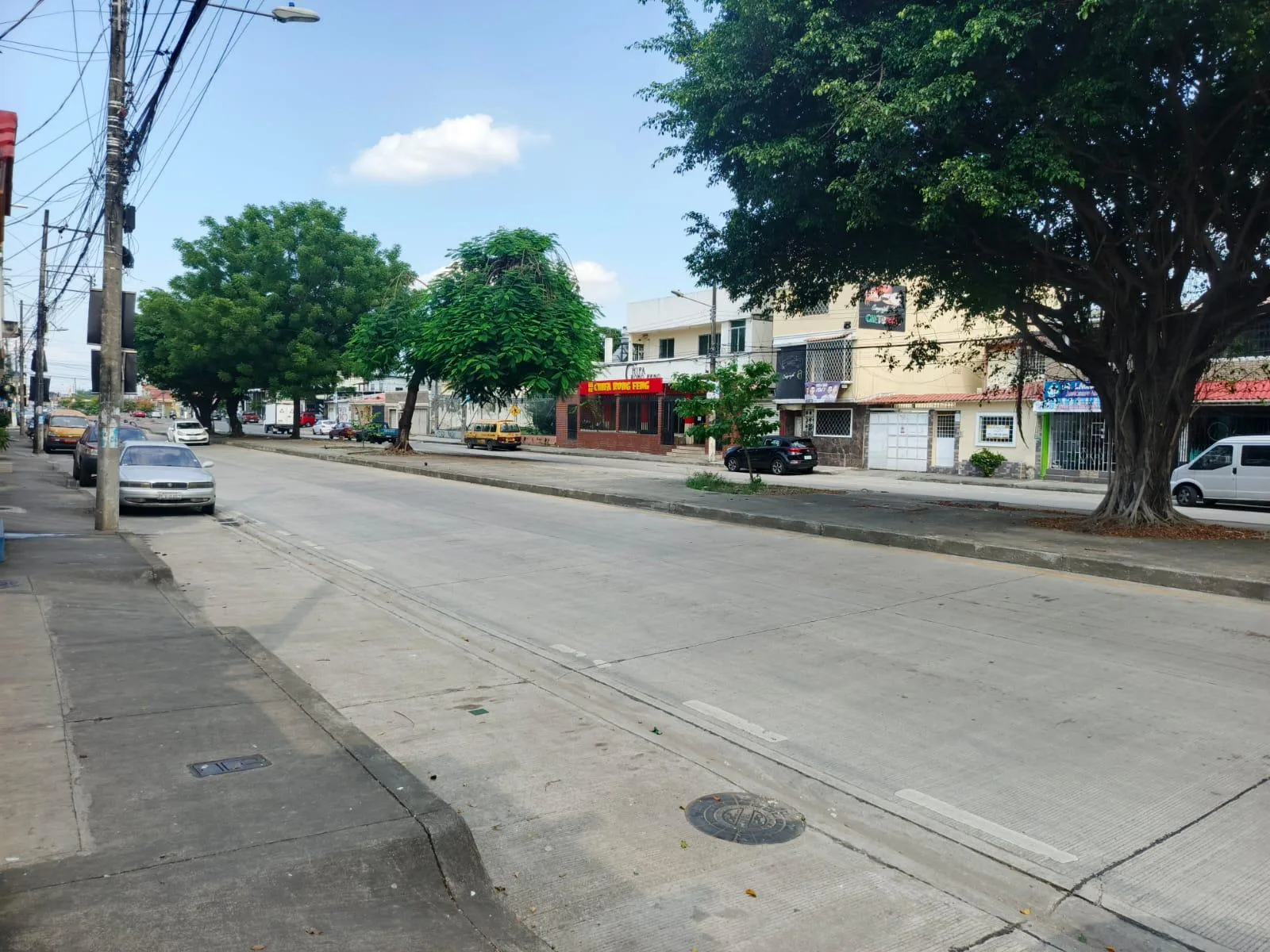 Local Comercial de alquiler, Alborada 14ava Etapa, Norte Guayaquil, CyP