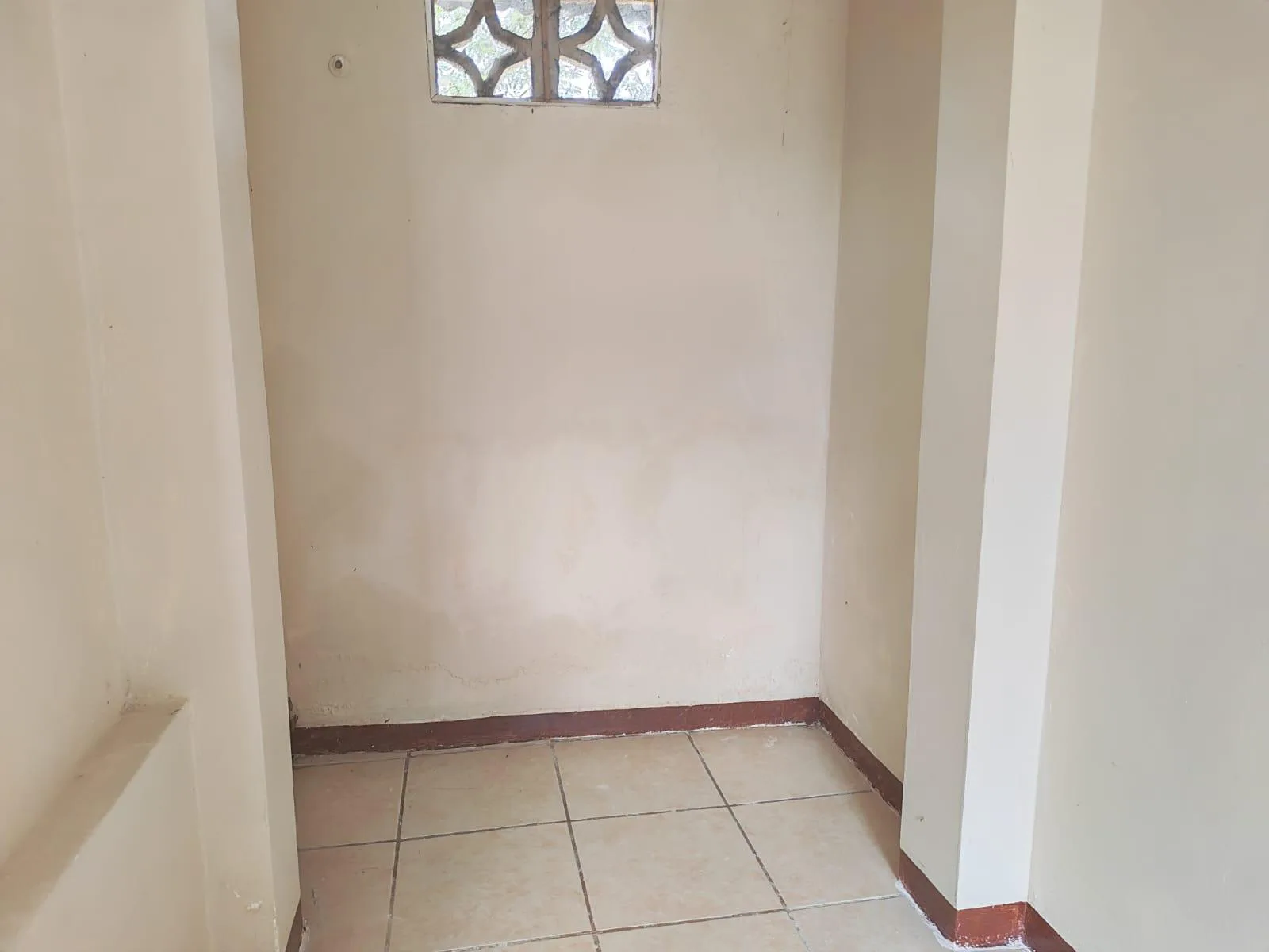 Venta Casa y Terreno. Vía Jipijapa-Guayaquil. Recinto San Vicente. Parroquia Jipijapa. VyJ