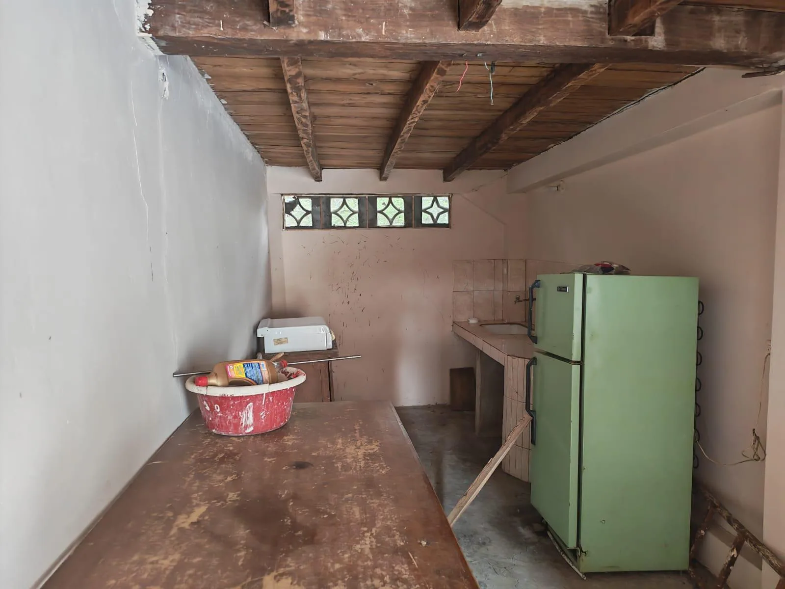 Venta Casa y Terreno. Vía Jipijapa-Guayaquil. Recinto San Vicente. Parroquia Jipijapa. VyJ