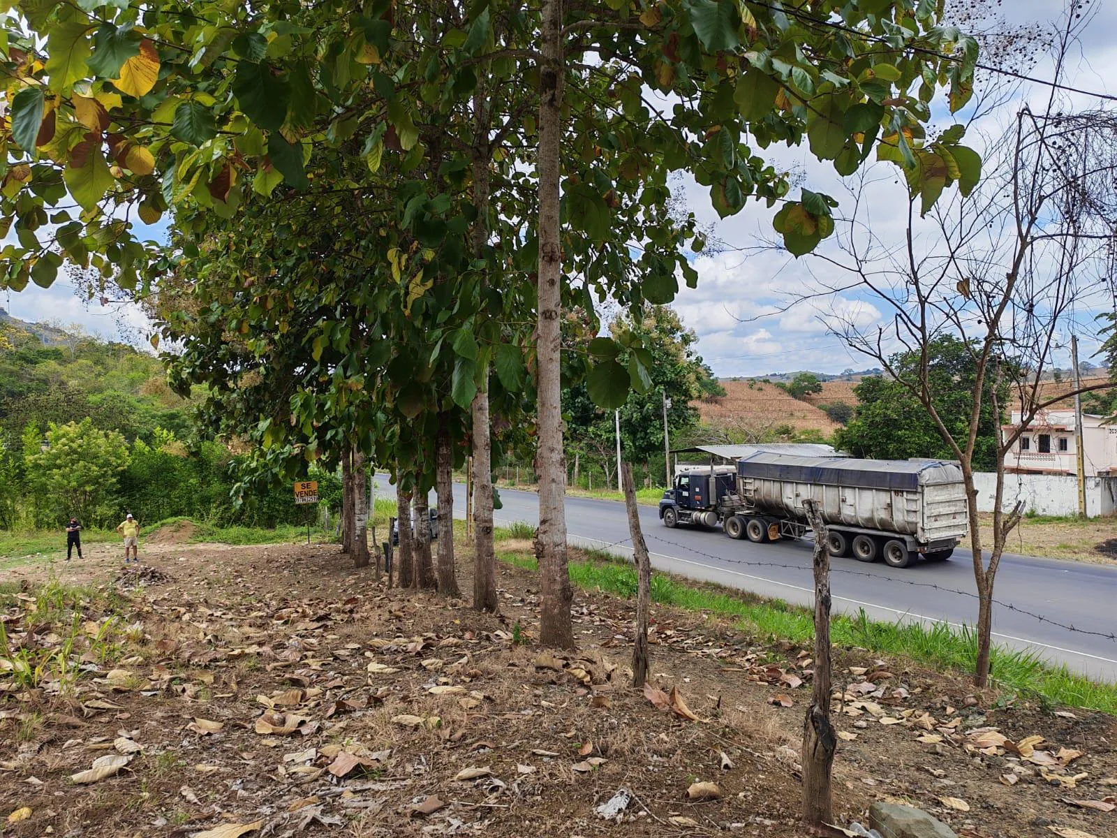 Venta Terreno Vía Jipijapa – Guayaquil. Recinto San Vicente. VyJ