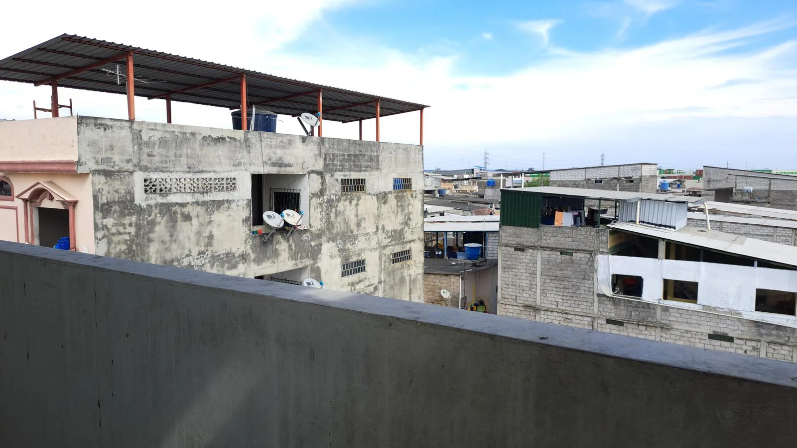 Casa enb Venta Cdla Santa monica Sur de Gye SanS