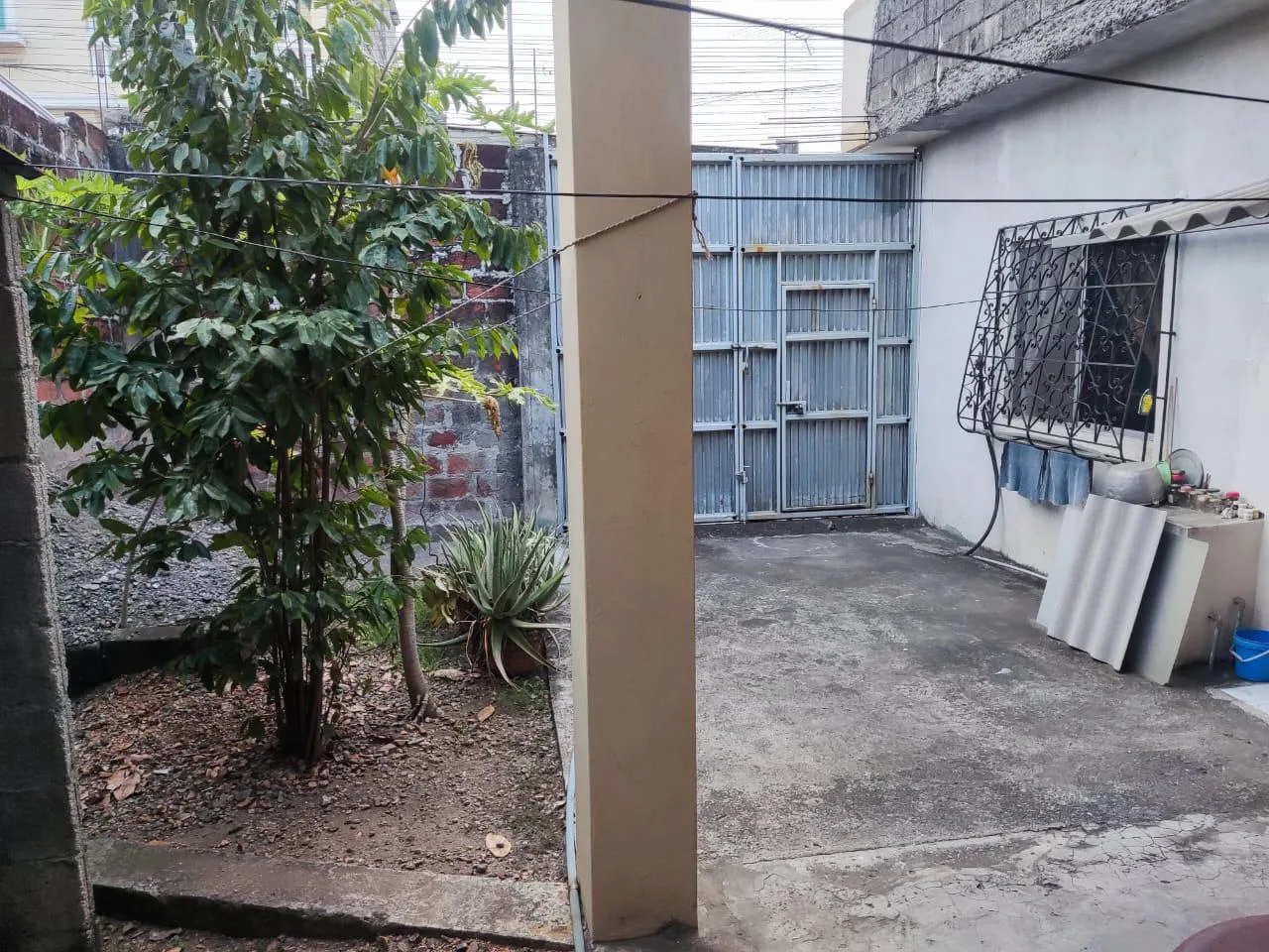 Casa en Venta Coop. Ana María de Olmedo Durán Calle Galo Plaza Lasso CesA