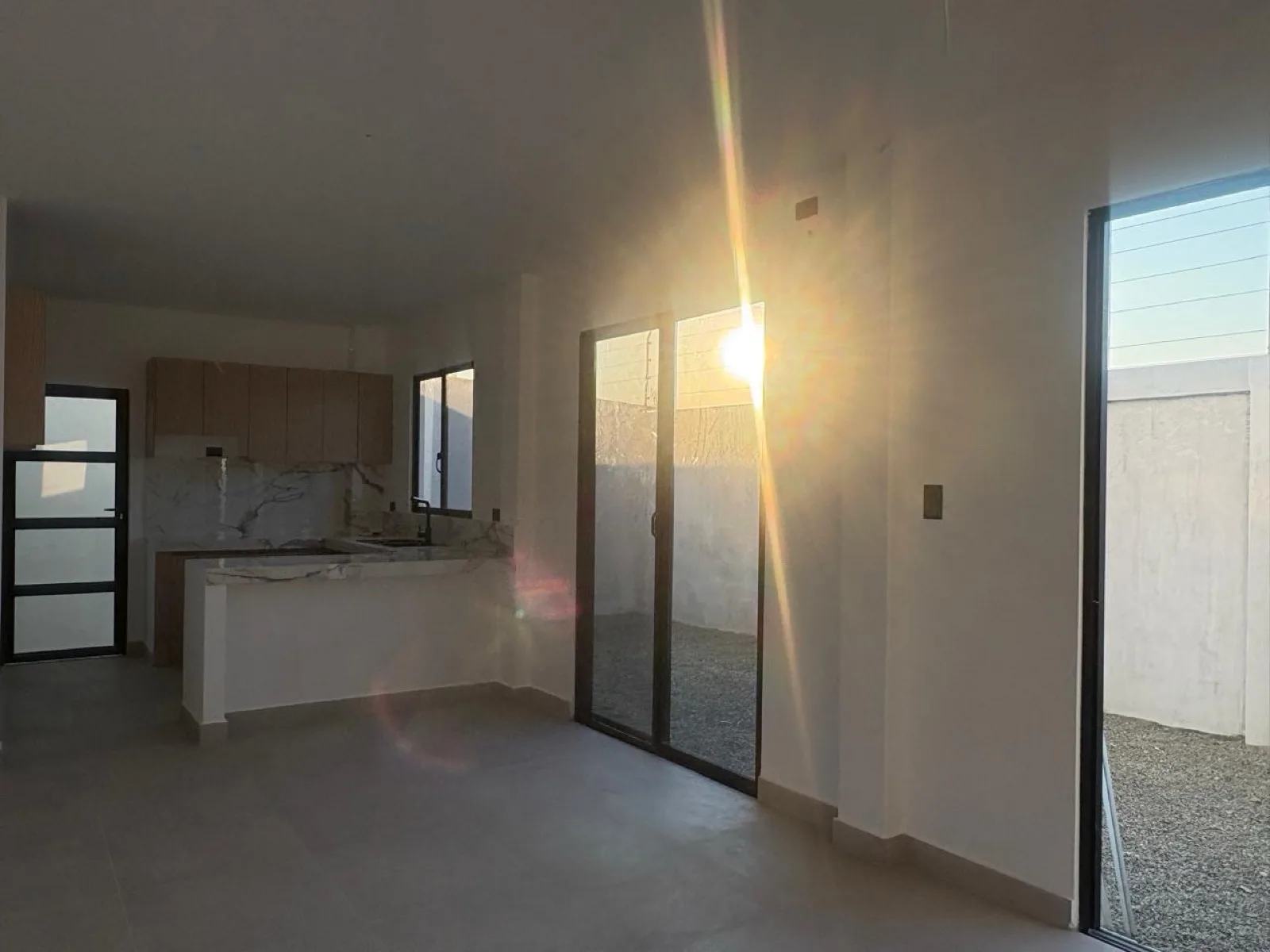Casa en Venta, Urbanizacion Logare, Via Salitre, IngG