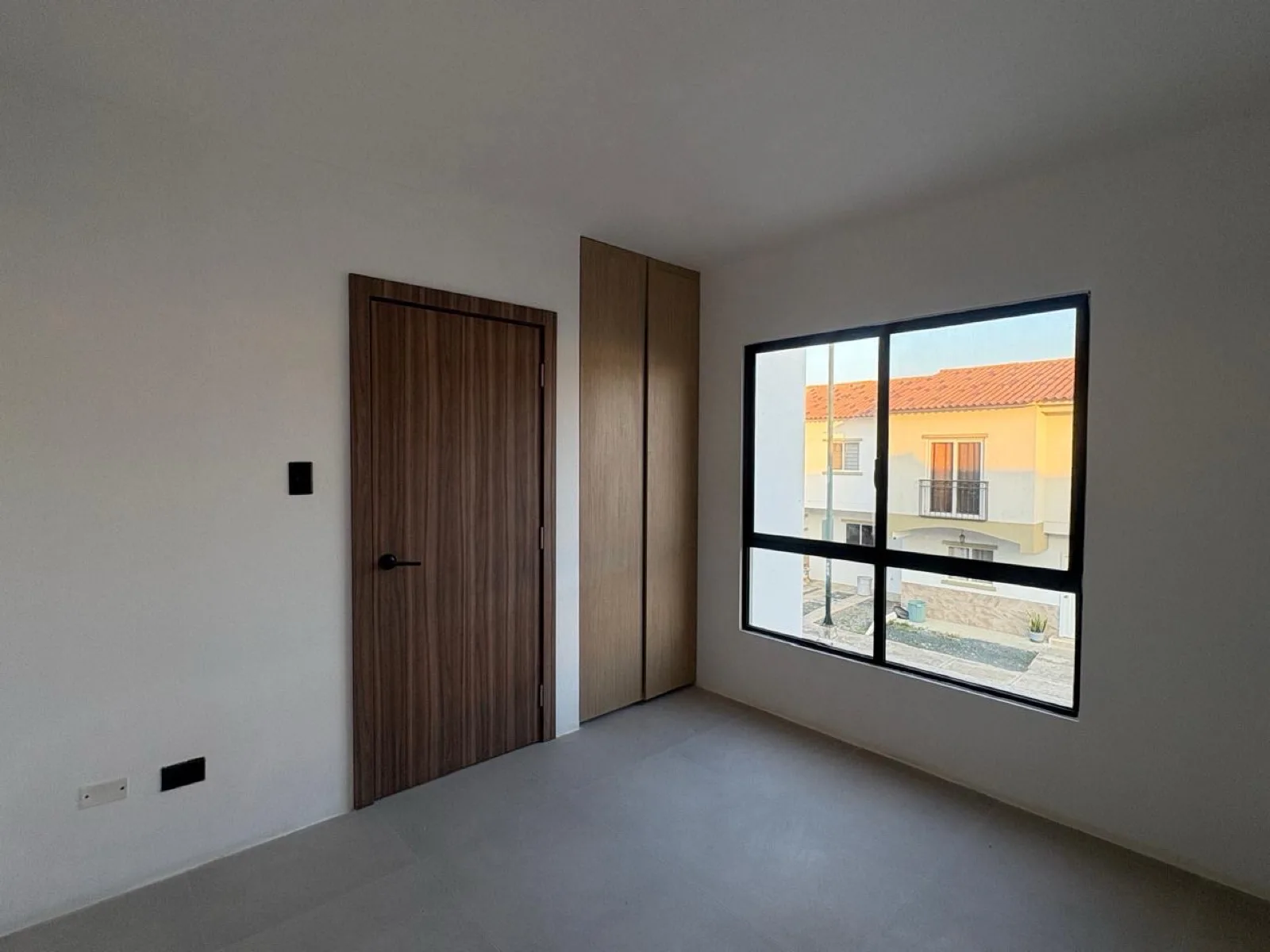 Casa en Venta, Urbanizacion Logare, Via Salitre, IngG