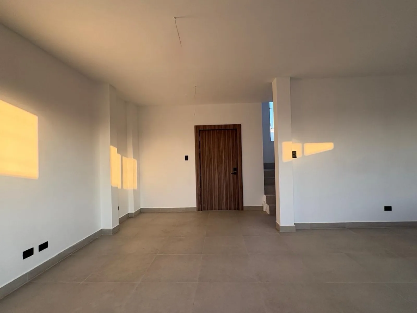 Casa en Venta, Urbanizacion Logare, Via Salitre, IngG