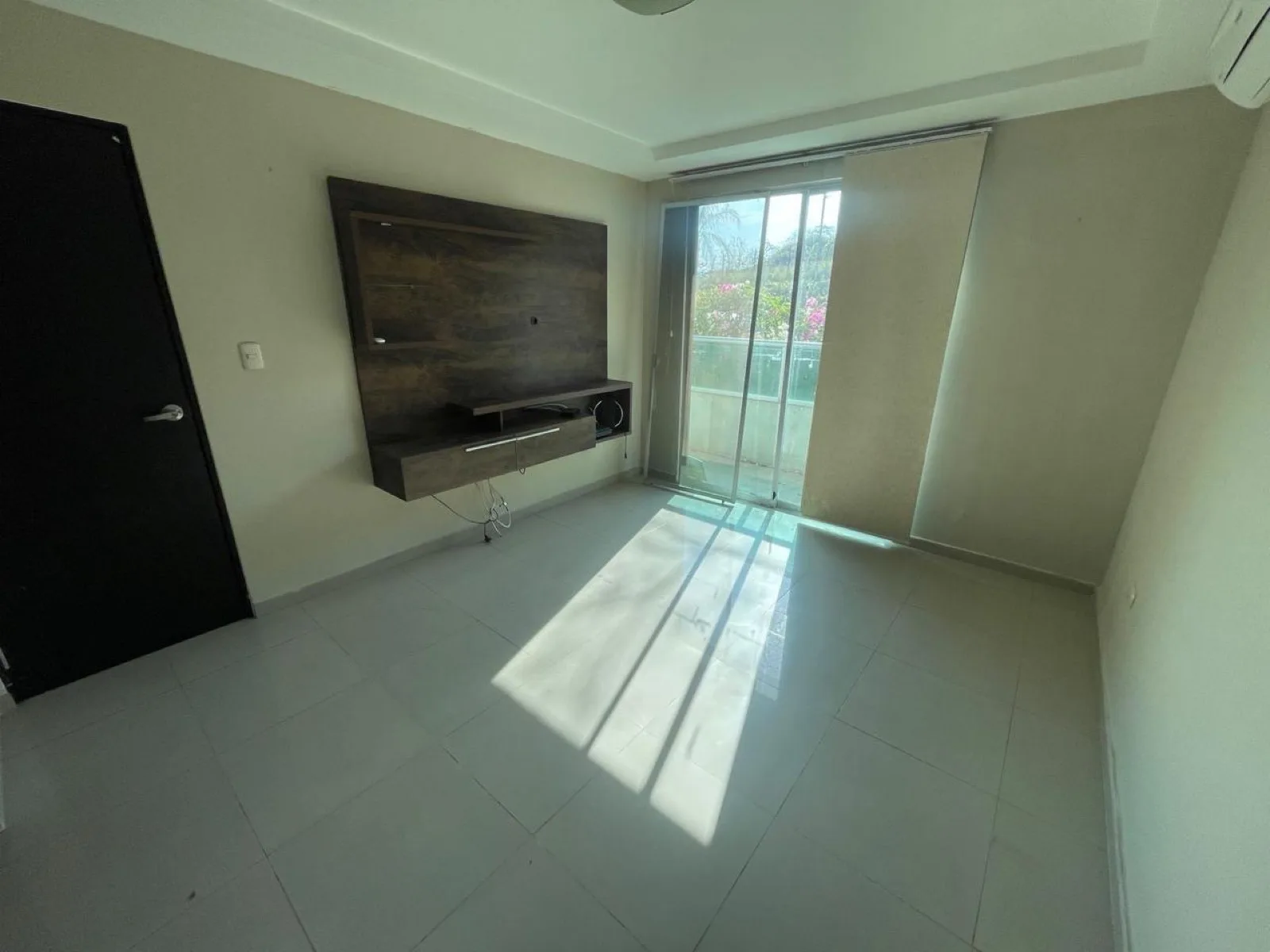 Departamento en Venta, Urbanizacion La Vista Tower, DiaM