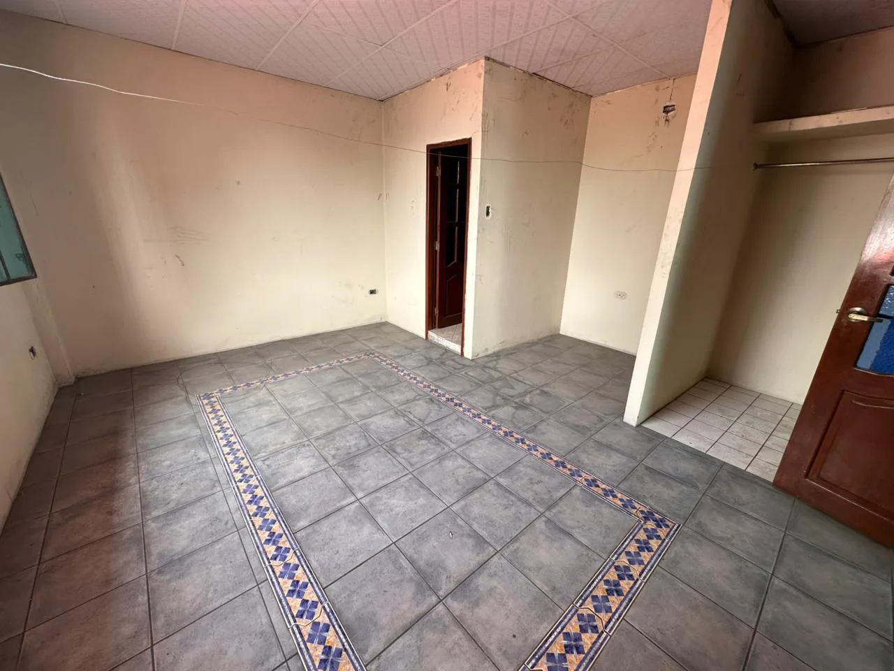 Venta de Edificio Comercial, centro de Guayaquil, CyP