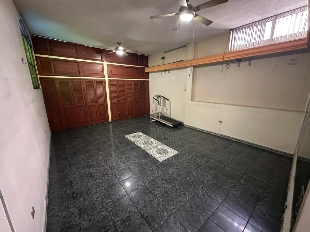 Venta de Edificio Comercial, centro de Guayaquil, CyP
