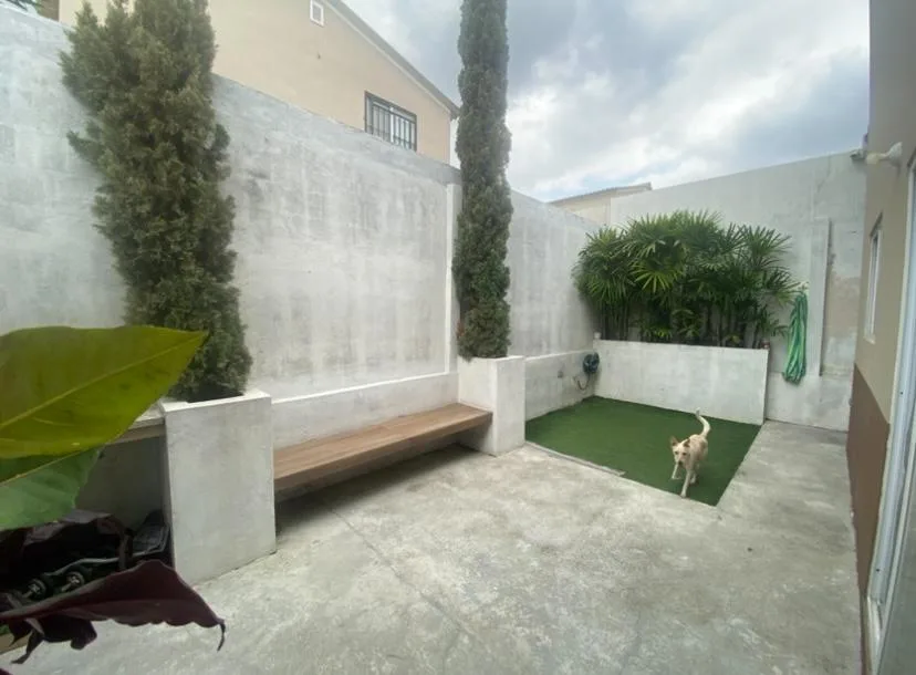 VENTA CASA VILLA DEL REY ETAPA PRINCIPE HARRY LizV