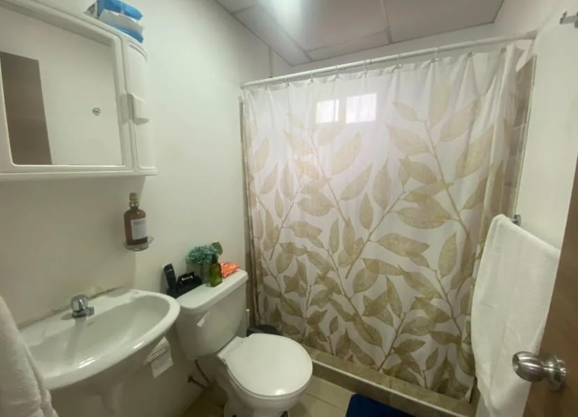 VENTA CASA VILLA DEL REY ETAPA PRINCIPE HARRY LizV